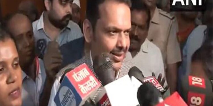 Fadnavis Praises Supreme Court’s Decision to Reversed Acquittals in Mumbai Blasts Case