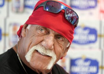 WWE legend Hulk Hogan has passed away at the age of 71.