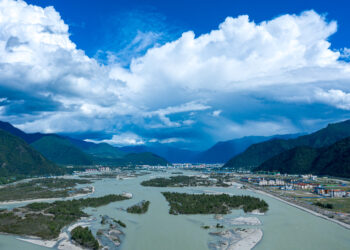 China’s New Dam Will Generate More Power Than the UK Uses Annually!