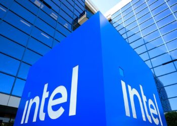 Trump Announces U.S. Owns 10% of Intel: A Win for American Chips