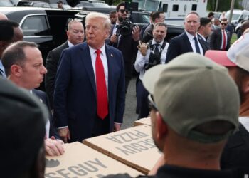 Trump Takes Control of D.C. Police Force After Crime Spree