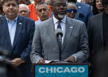 Chicago Mayor Brandon Johnson is taking a defiant stance against President Donald Trump’s promise to deploy the National Guard to the city. On August 30, Johnson signed an executive order aimed at fighting back against Trump’s possible federal troop deployment.