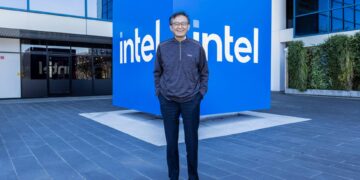 Trump Orders Intel CEO to Quit Over China Ties