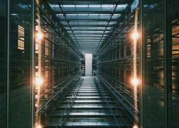 NVIDIA GB200 Beats AMD MI355X: 78% Profit vs -64% TCO