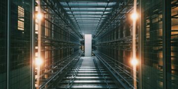 NVIDIA GB200 Beats AMD MI355X: 78% Profit vs -64% TCO