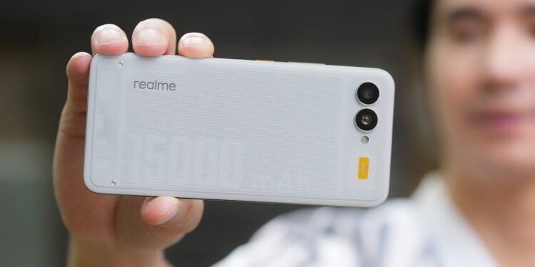 Realme Concept Phone: 15,000mAh Battery in Just 7% More Space!