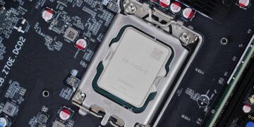 China has developed its own x86 CPU through the manufacturer Zhaoxin, which is now being integrated into products by MAXHUB, a leading system integrator. Recently, Beijing has been enhancing its computing solutions and promoting domestic manufacturers like Loongson and Zhaoxin to produce CPUs that can compete with Western counterparts.