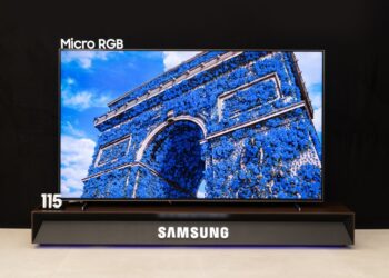 ### Samsung’s Revolutionary Display Technology