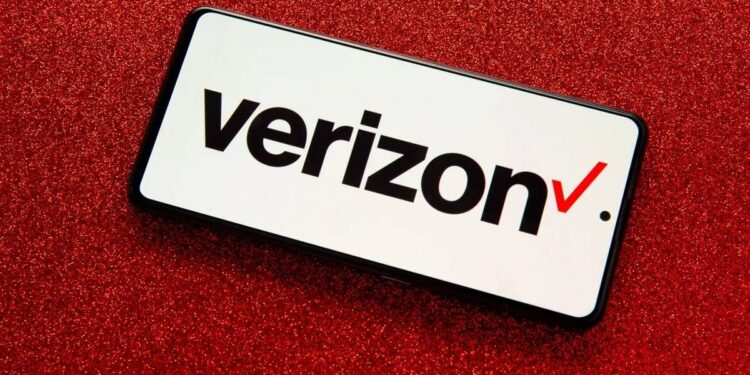 Verizon Customers Losing Service Due to Software Bug