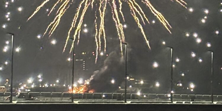 Fireworks Accident Causes Barge to Catch Fire: Video