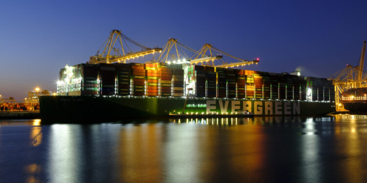 China Challenges Trump’s US Shipbuilding Dream