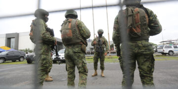 Ecuador Nightclub Shooting: 8 Dead, Violence Escalates