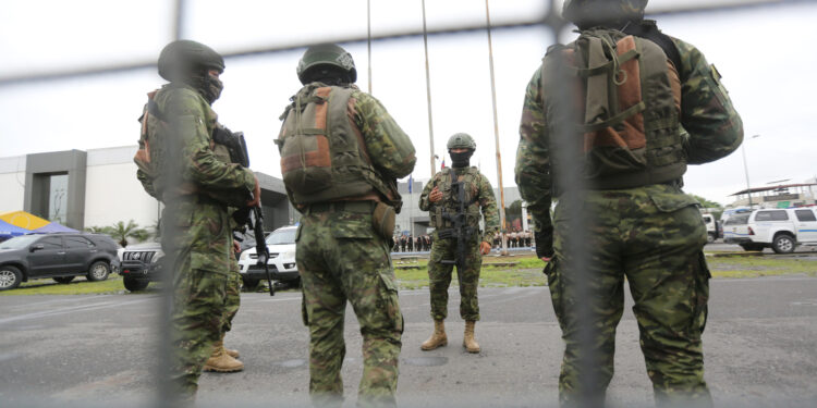 Ecuador Nightclub Shooting: 8 Dead, Violence Escalates