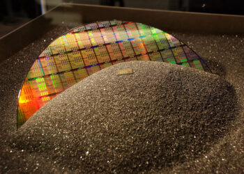 U.S. Chip Industry Hits Major Milestone with Domestic Wafer Production