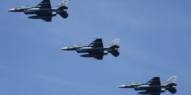 Japan Simulates Aircraft Carrier Attacks: What Does It Mean for China?