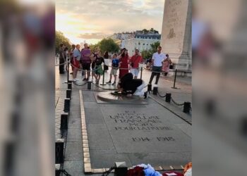 French Cop Accuses Moroccan of Stealing Eternal Flame!