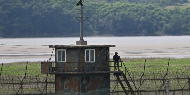 South Korea Begins Demolition of Border Loudspeakers