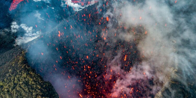 Major Earthquake Sinks Part of Russian Peninsula