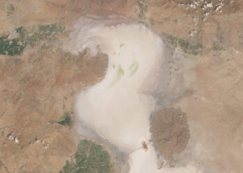 Satellite Photos Reveal Iran’s Devastating Water Crisis