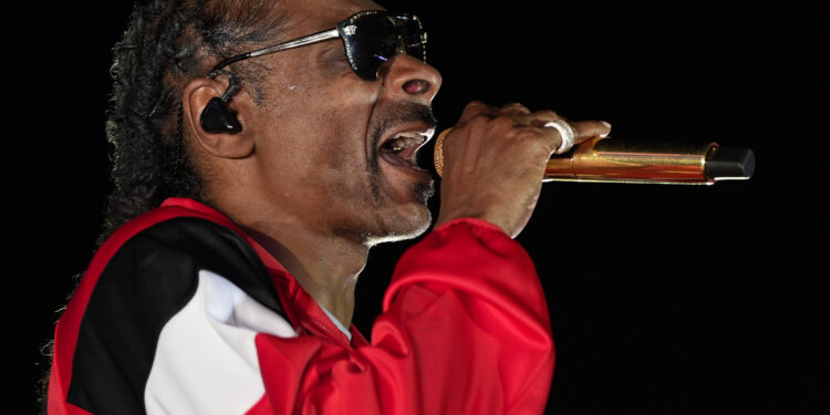 Snoop Dogg Criticizes LGBTQ+ Content in Children’s Films