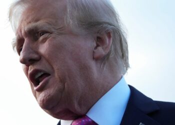 President Donald Trump ordered a second military strike against alleged Venezuelan drug traffickers, resulting in three deaths. The U.S. forces were not harmed during the operation, which took place in international waters. Trump stated that those targeted were “transporting illegal narcotics.” He emphasized that any individuals involved in drug trafficking that could harm Americans are being hunted.