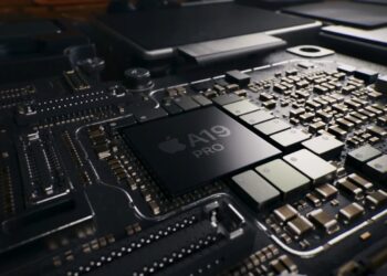 Apple recently announced the iPhone 17 and iPhone 17 Pro models with significant design refinements and notable performance upgrades. One of the most striking features is the launch of the new A19 Pro chip in these devices, which brings CPU performance on par with the M4 MacBook Pro. The A19 Pro chip has just surfaced on Geekbench, showing impressive scores that outperform last year’s silicon.