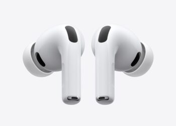 Upgrade Your Earbuds with These 4 New Features