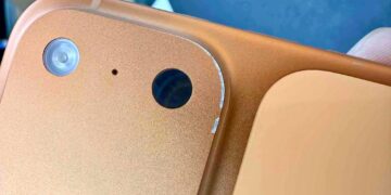 Apple Defends iPhone 17 Pro ‘Scratchgate’, Claims It’s Easy To Fix