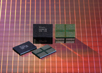 SK Hynix has become the first in the industry to integrate ASML’s High-NA EUV equipment at its M16 fabrication plant in Icheon, South Korea. This achievement surpasses competitors such as TSMC and Samsung, paving the way for next-generation DRAM technologies.