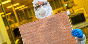 Blue Team Denies Glass Substrate Cancellation: Update