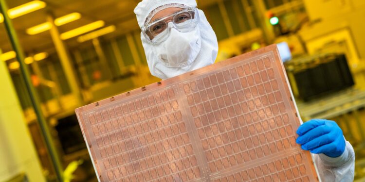 Blue Team Denies Glass Substrate Cancellation: Update