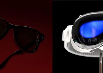 Is Apple’s Smart Glasses Lagging Behind Meta? Experts Weigh In