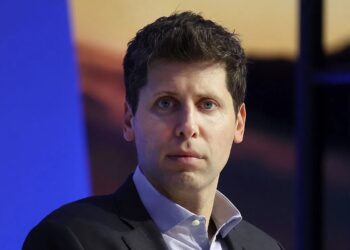 OpenAI is planning to sell $10.4 billion worth of secondary shares, increasing its initial offering from $6 billion, according to CNBC. The firm, valued at over $500 billion, intends to resolve its ownership and profitability structures while selling more equity. This comes after CEO Sam Altman warned that AI might be in a bubble due to reports of businesses struggling to profit from their AI systems.