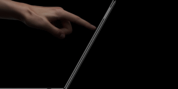 Apple’s New MacBook Pro Could Be Touchscreen in 2027!