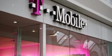 T-Mobile has been pushing hard to move away from reliance on physical stores and instead focus on a more self-reliant model. This shift includes encouraging the use of T-Life, its mobile app for customer transactions, which has faced backlash from customers and put pressure on employees to comply. Recently, an internal roadmap suggested that this push might not ease up anytime soon.