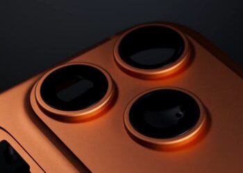 T-Mobile Drops Clues About New iPhone Models!