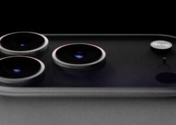 New iPhone 17 Pro Max Leaked in Two Stunning Colors!