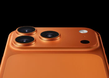 iPhone 18 Pro & Max: Will Rear Glass Be More Transparent?