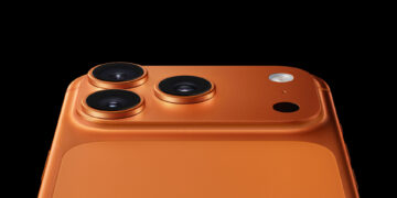 iPhone 18 Pro & Max: Will Rear Glass Be More Transparent?