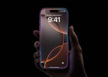 As Apple’s annual iPhone launch cycle approaches, Wall Street analysts are closely monitoring reports and rumors from within the company. Morgan Stanley’s Erik Woodring recently released a note on Apple’s upcoming iPhone 17 lineup, which will likely include the iPhone Watch Series 11, Ultra 3, SE 3, AirPods Pro 3, and new models of iPhones.
