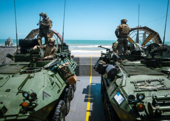 US Troops Drill in Caribbean: Venezuela Tensions Escalate